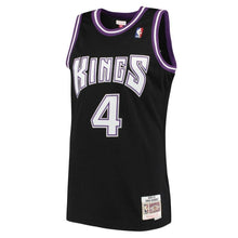 Load image into Gallery viewer, Men&#39;s Mitchell &amp; Ness Chris Webber Black Sacramento Kings  Hardwood Classics Swingman Jersey