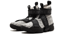 Load image into Gallery viewer, Nike Lebron 15 Lif Sail/string-white-black