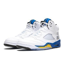 Load image into Gallery viewer, Men&#39;s Jordan 5 Retro Laney Basketball Shoes - White