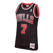 Load image into Gallery viewer, Men&#39;s Mitchell &amp; Ness Toni Kukoc Black Chicago Bulls  Hardwood Classics Swingman Jersey  Black