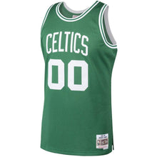 Load image into Gallery viewer, Men&#39;s Mitchell &amp; Ness Robert Parish Kelly Green Boston Celtics 7 Hardwood Classics Swingman Jersey  Green