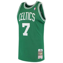Load image into Gallery viewer, Men&#39;s Mitchell &amp; Ness Dee Brown Kelly Green Boston Celtics  Hardwood Classics Swingman Jersey  Green