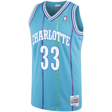Load image into Gallery viewer, Men&#39;s Mitchell &amp; Ness Alonzo Mourning Teal Charlotte Hornets  Hardwood Classics Swingman Jersey  Aqua