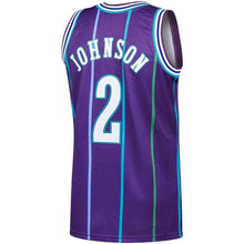 Load image into Gallery viewer, Men&#39;s Mitchell &amp; Ness Larry Johnson Purple Charlotte Hornets  Hardwood Classics Authentic Jersey  Purple