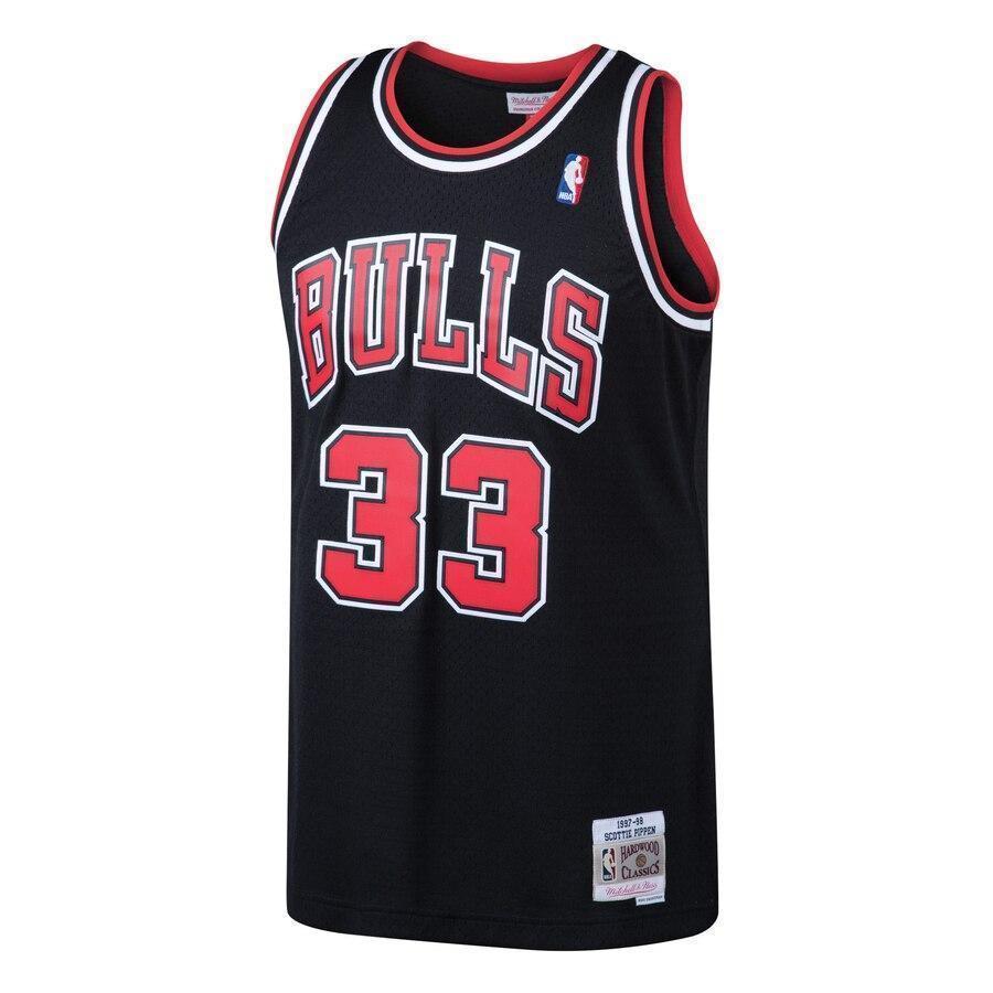 Men's Mitchell & Ness Scottie Pippen Black Chicago Bulls  Hardwood Classics Swingman Jersey  Black